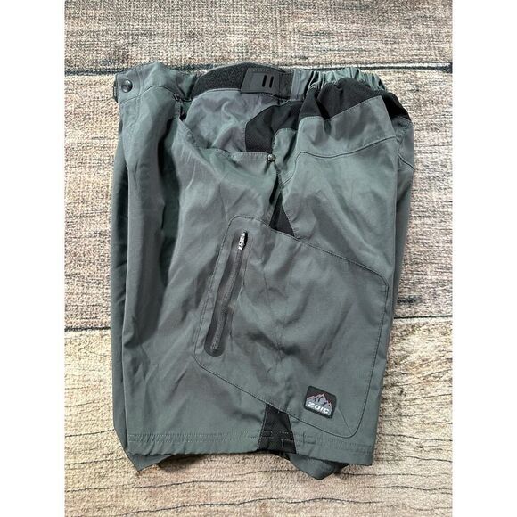 Zoic Ether Cycling Cargo Shorts With Essential Liner Grey Mens Size Large - Picture 5 of 9